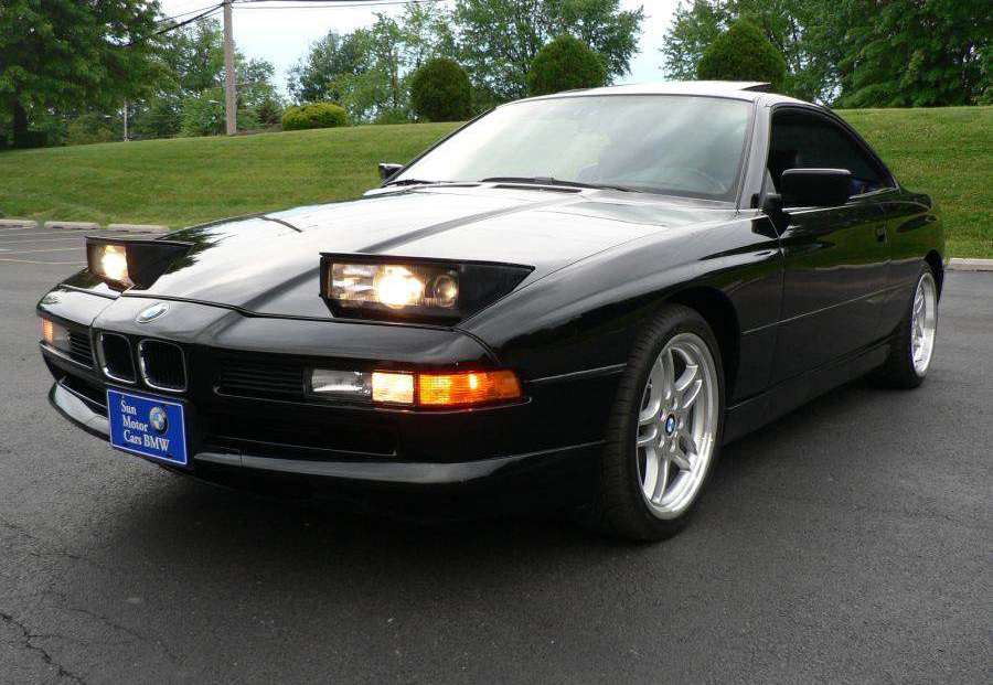 BMW Seria 8 faruri escamotabile