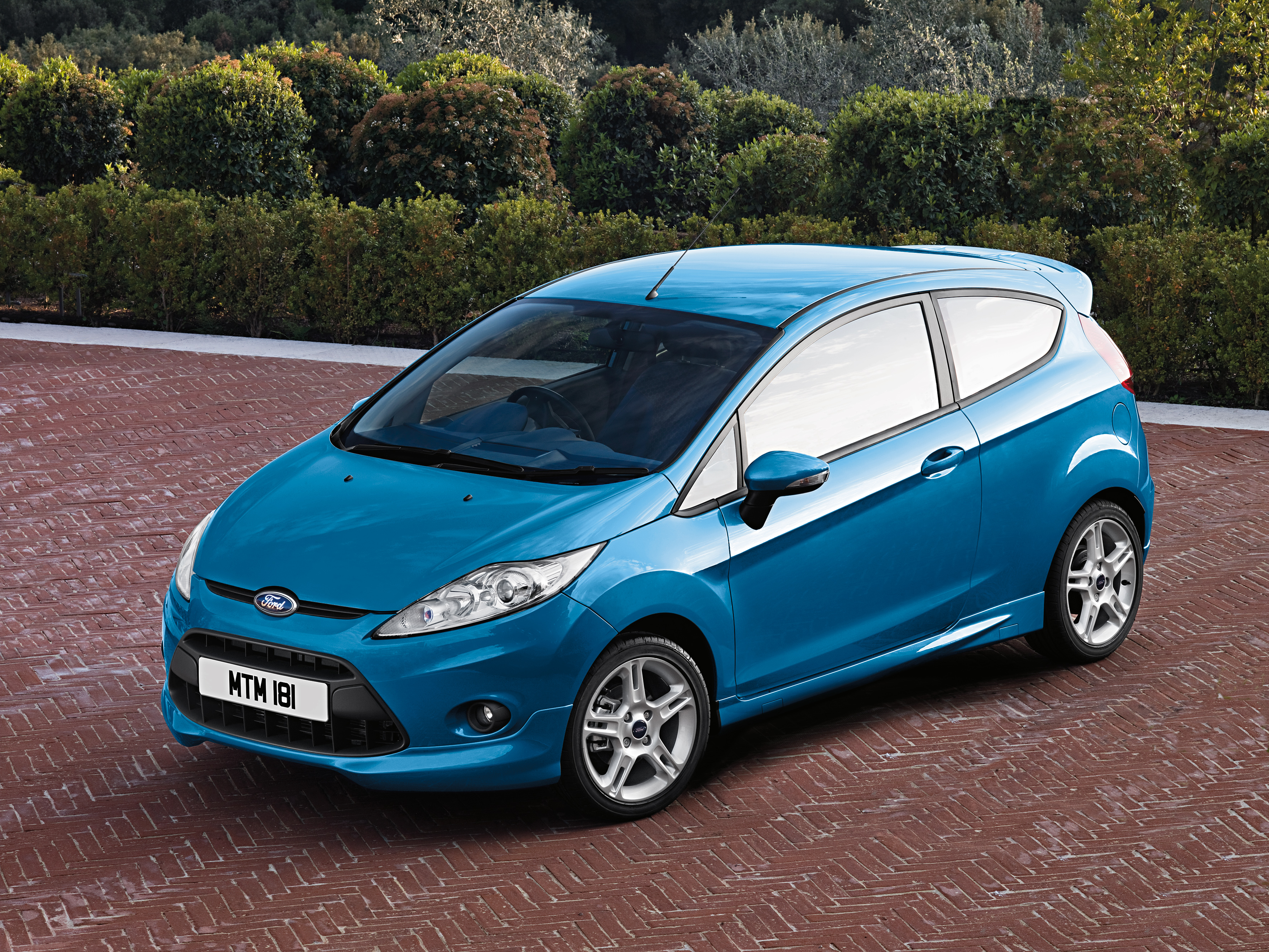 Ford Fiesta de serie este baza modelului pentru raliuri