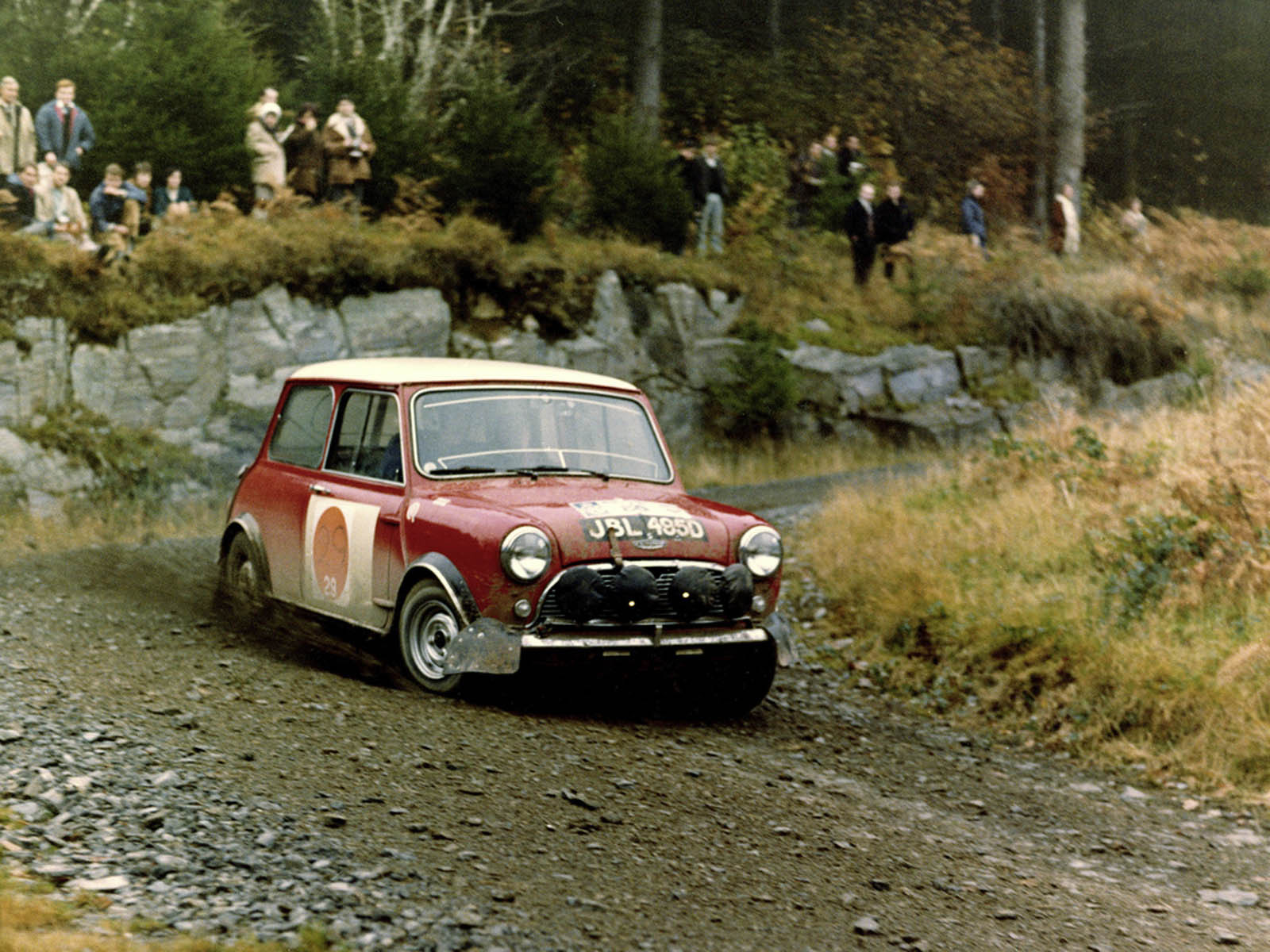 MINI a concurat în raliuri în anii '60