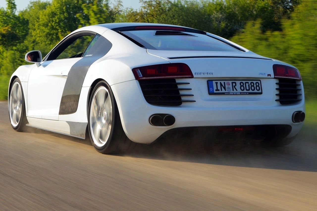 0-100 km/h = 3,9 secunde
